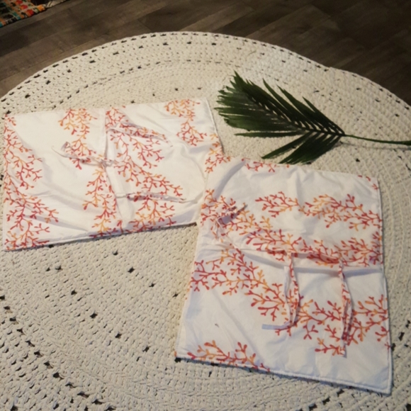 SET OF 2 PILLOW CASES,  OF THE SEA THEME WITH TIES - Picture 7 of 9